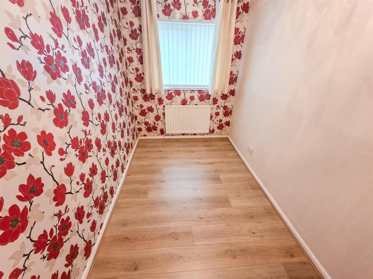 Bergen Walk, Corby