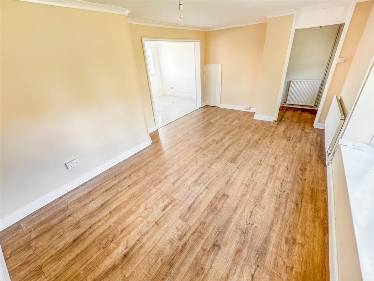 Bentley Walk, Corby