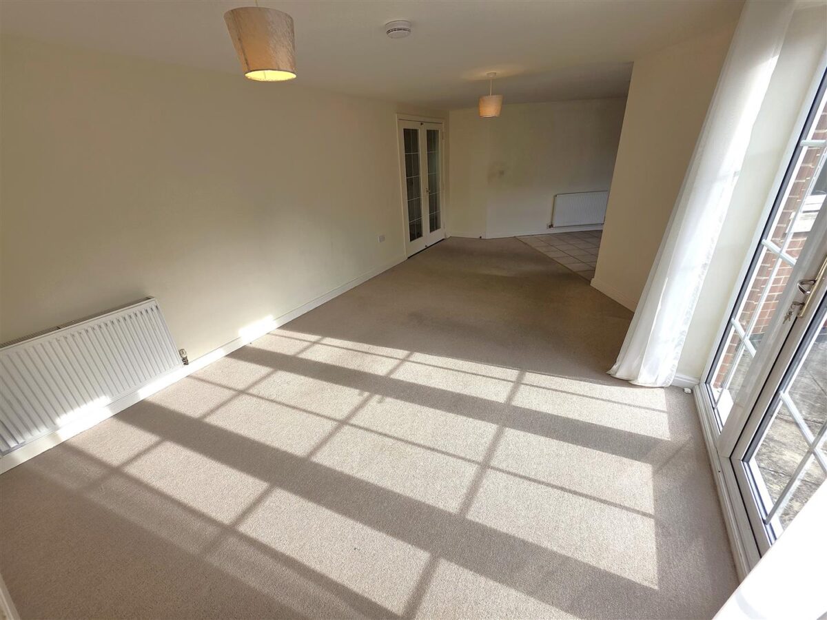 Flatford Close, Corby