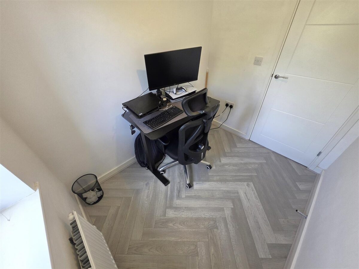 Oak Wood Drive, Corby