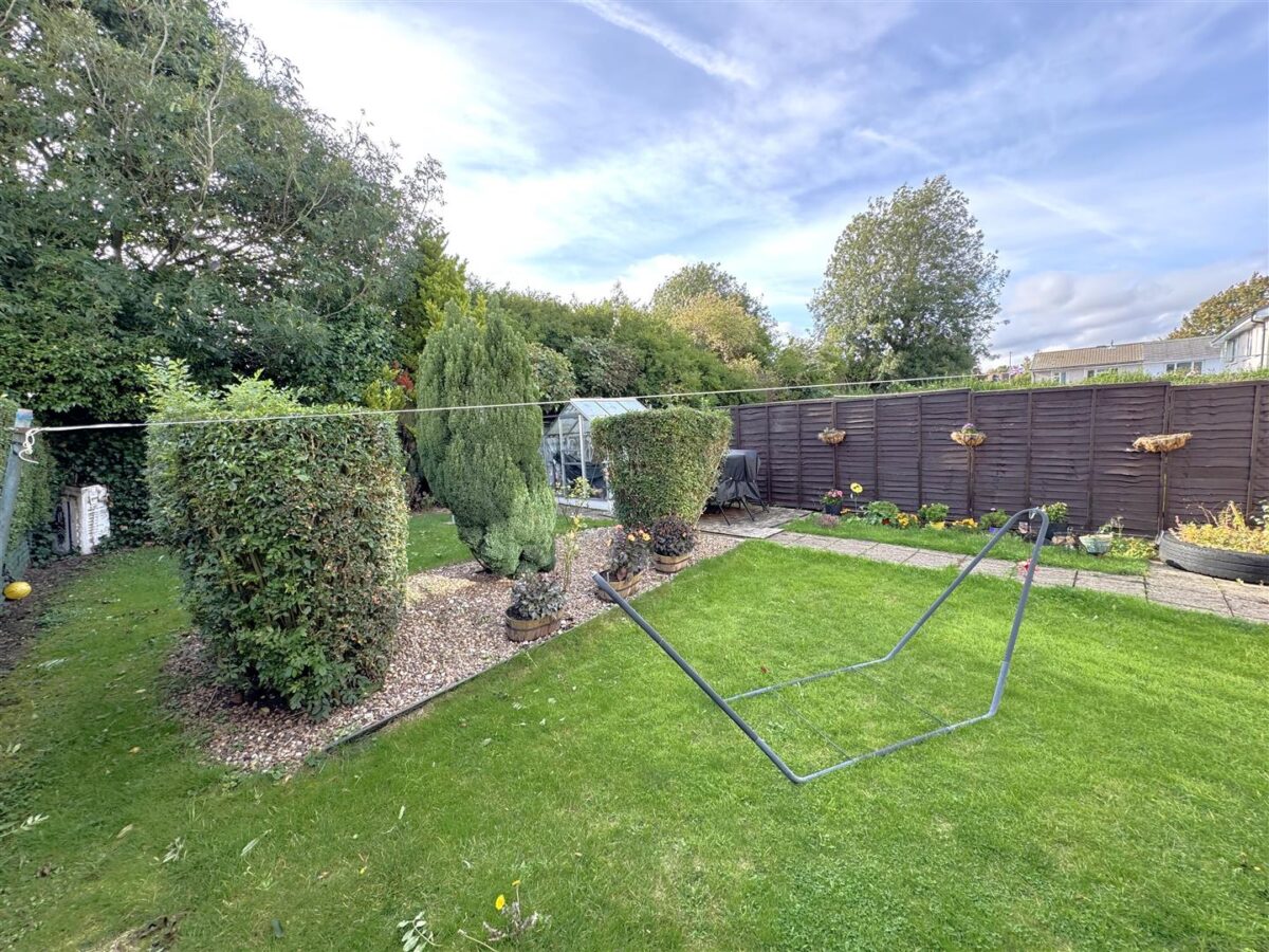 Wharfedale Road, Corby