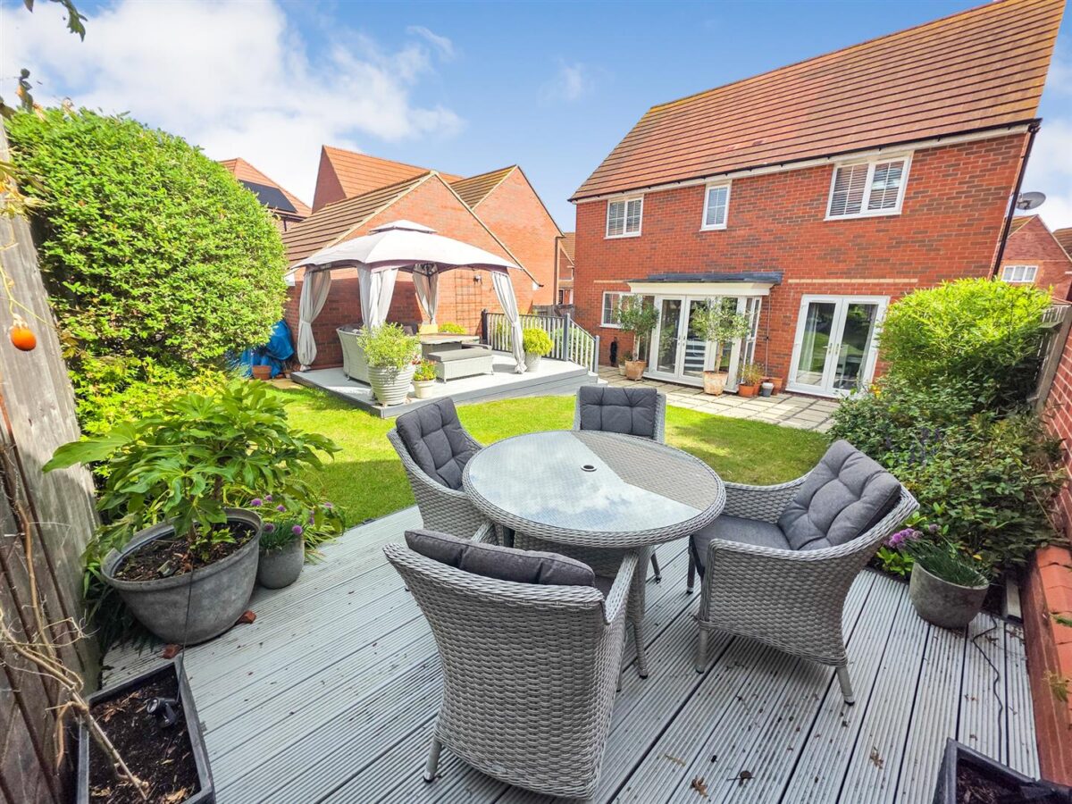 Fakenham Road, Corby