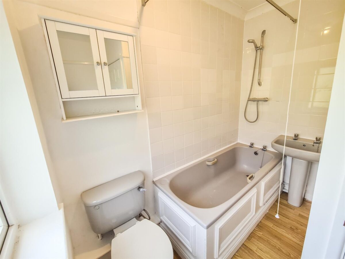 Upperfield Grove, Corby