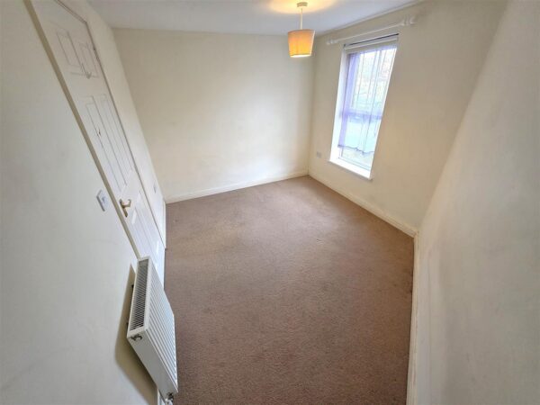 Flatford Close, Corby