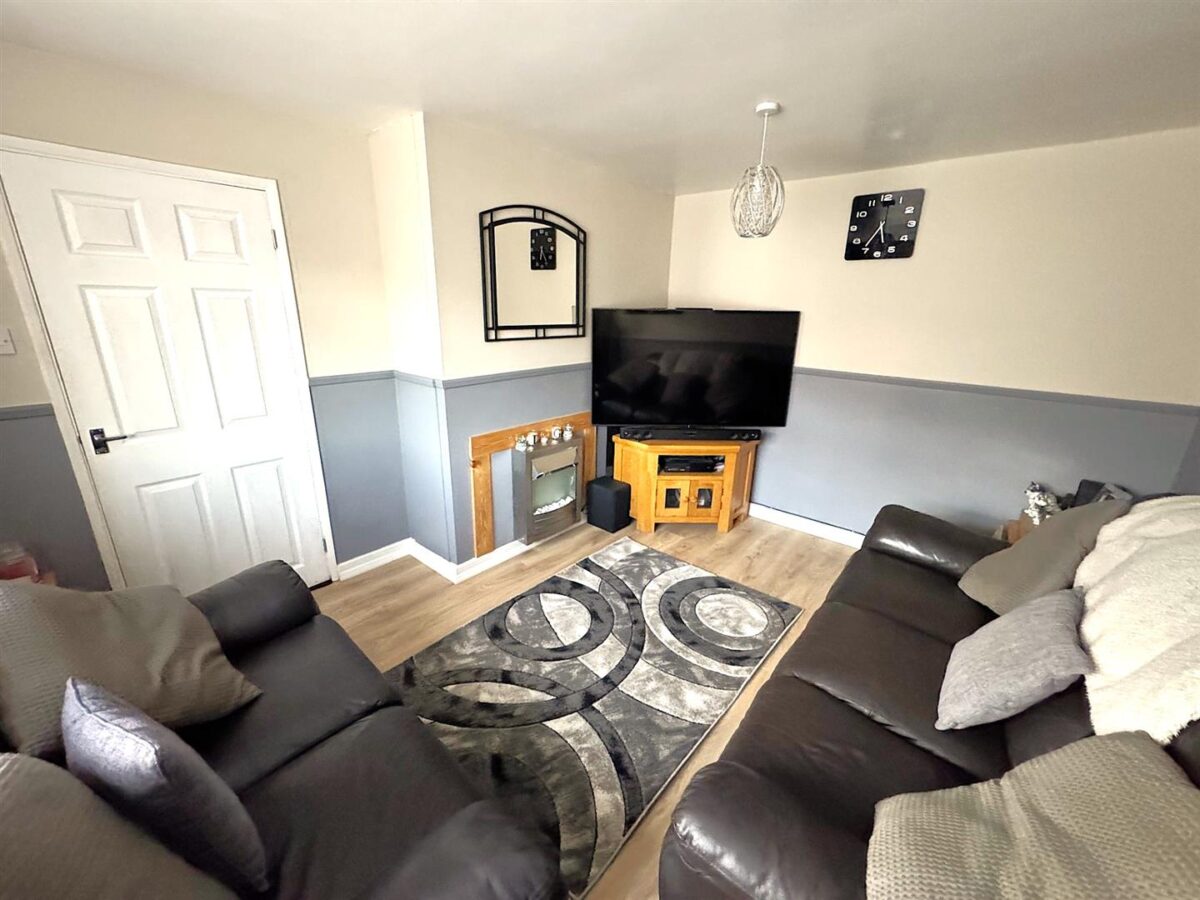 Blake Road, Corby