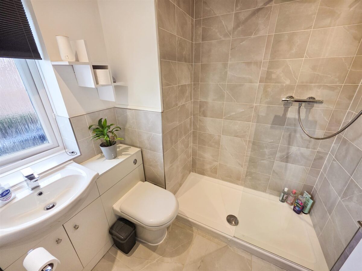 Cotswold Close, Corby