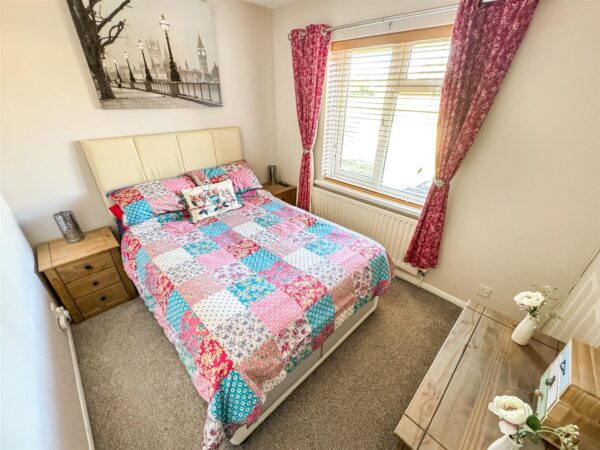 Chestnut Avenue, Corby