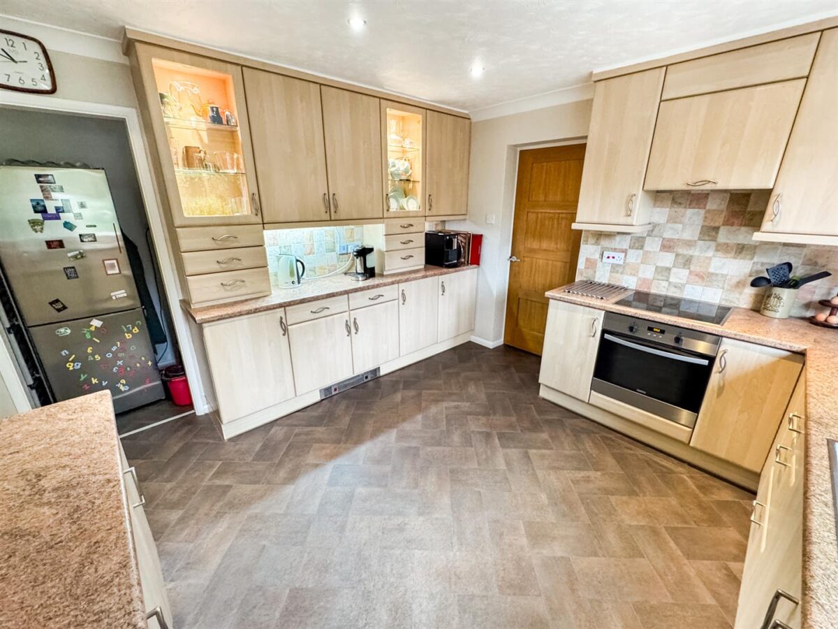 Kingsbrook, Corby