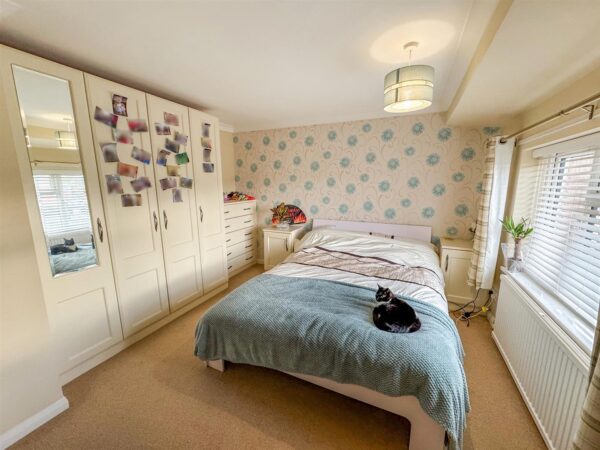 Seaton Crescent, Corby
