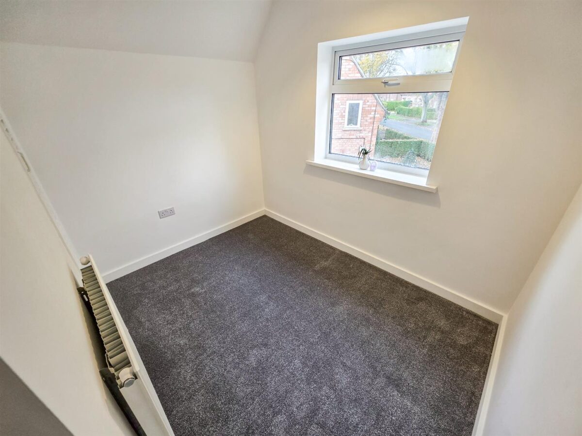 Westfields Road, Corby