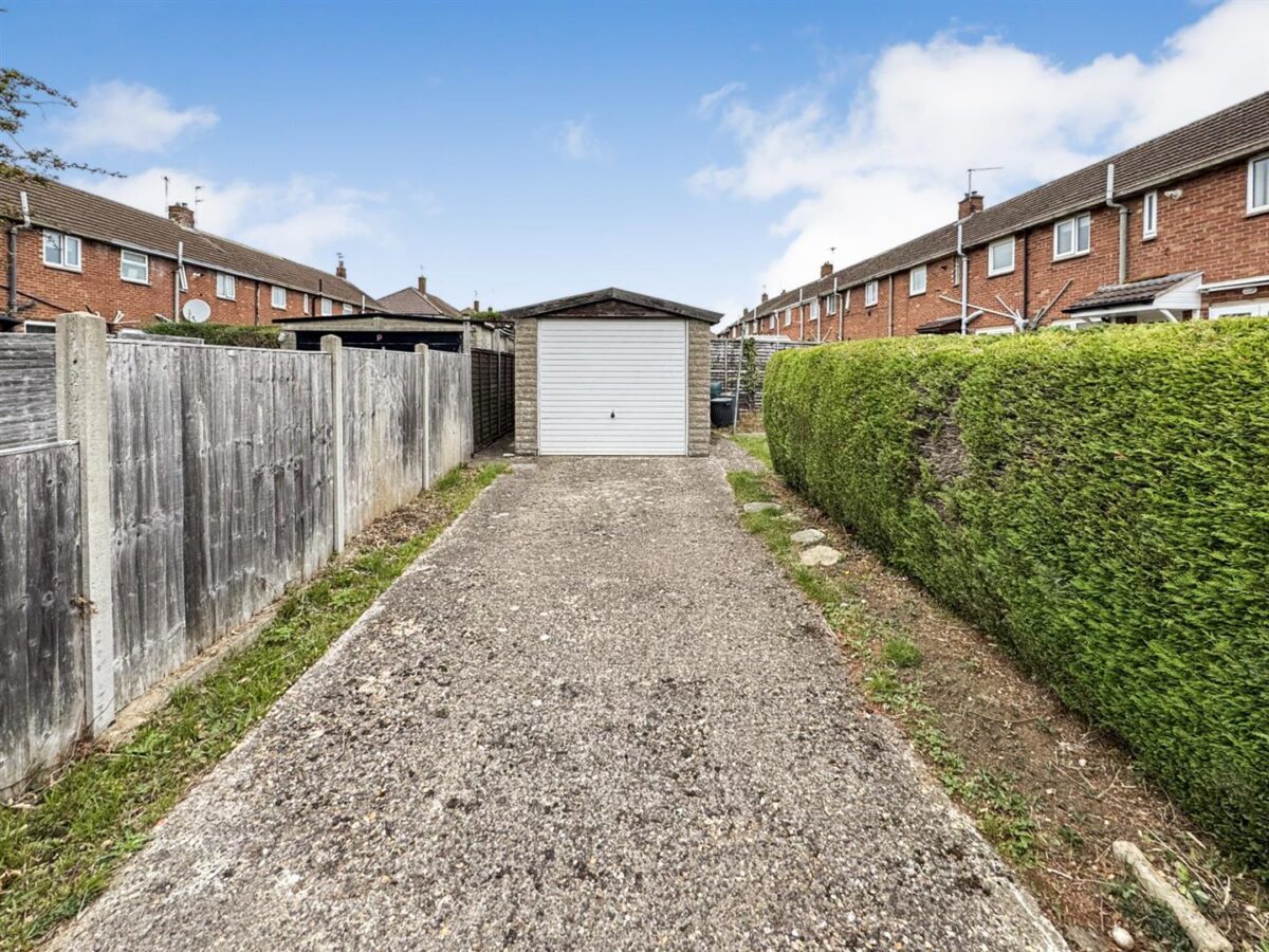 Cransley Gardens, Corby