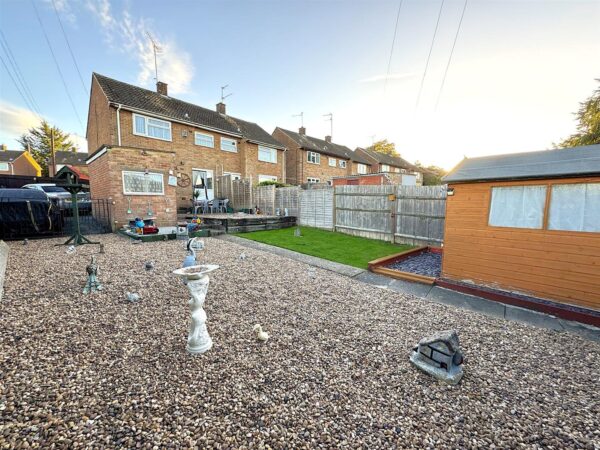 Blake Road, Corby