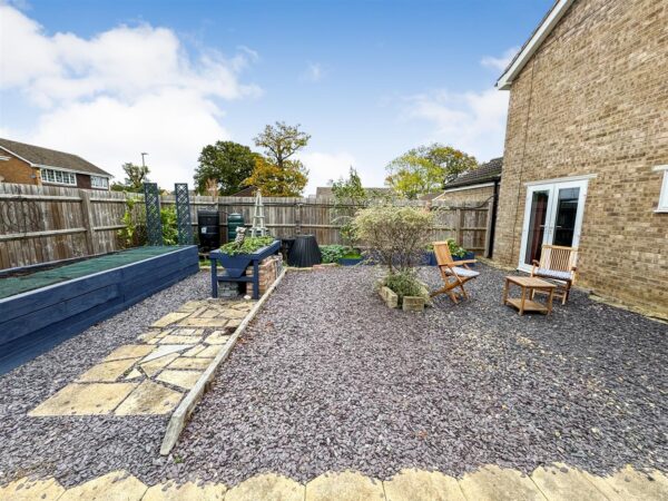 Kingsbrook, Corby
