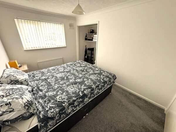 Cransley Gardens, Corby