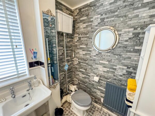 Welland Vale Close, Corby