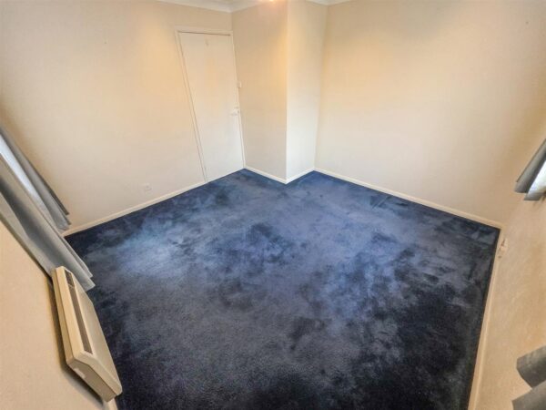 Howe Crescent, Corby