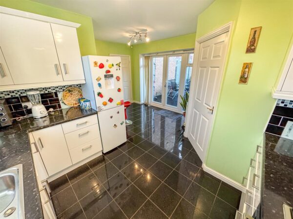 Chequers Close, Corby
