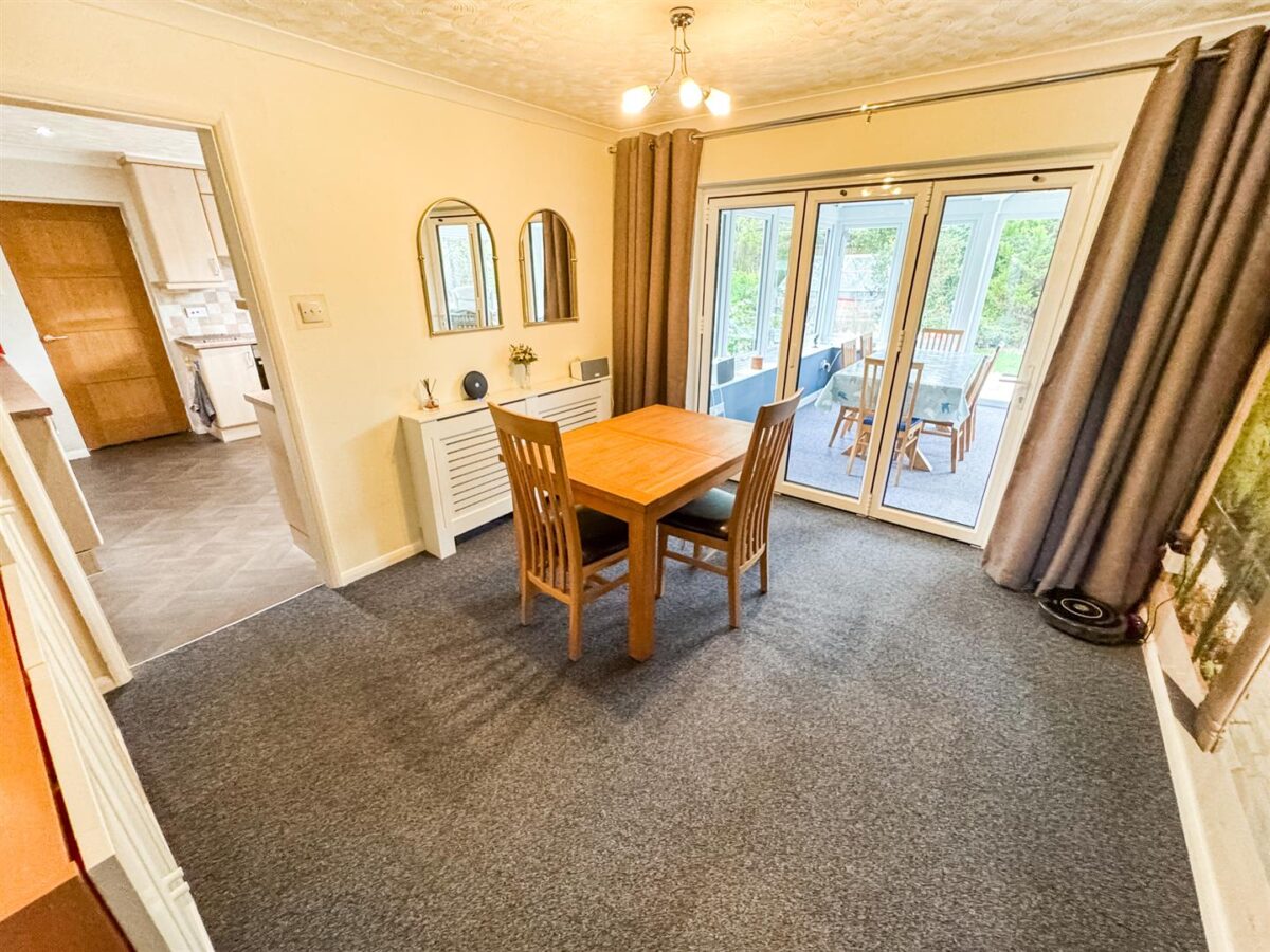 Kingsbrook, Corby