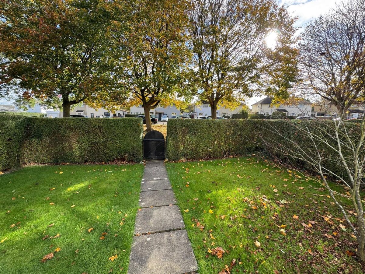 Welland Vale Close, Corby