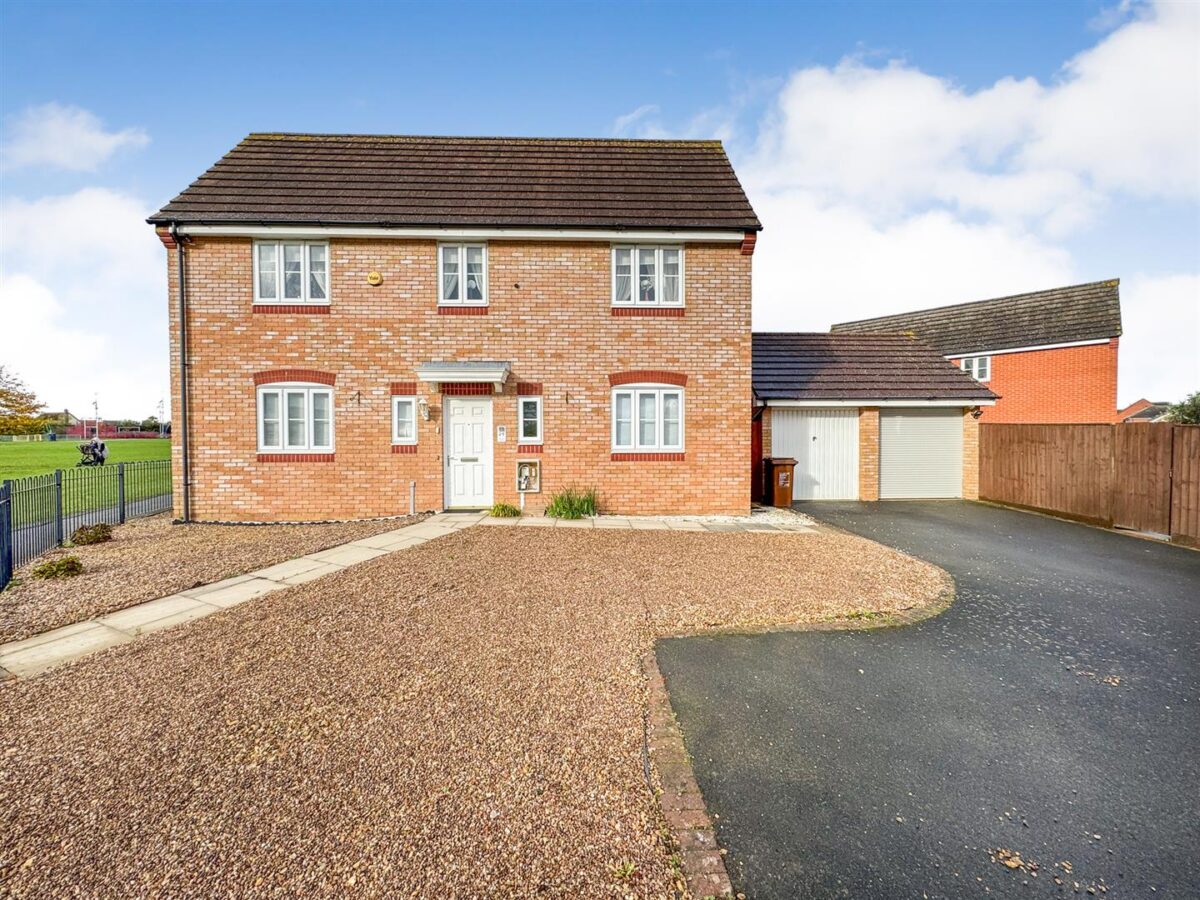 Chequers Close, Corby