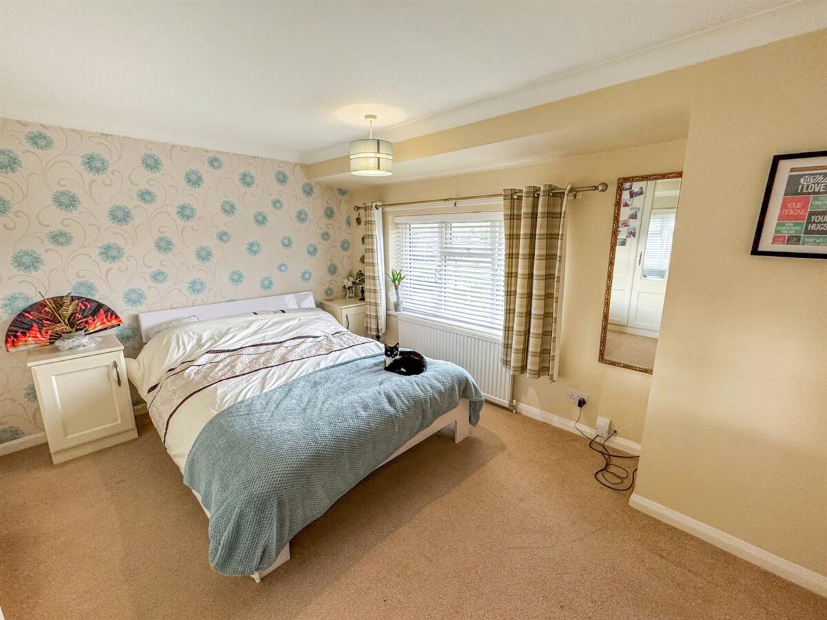 Seaton Crescent, Corby