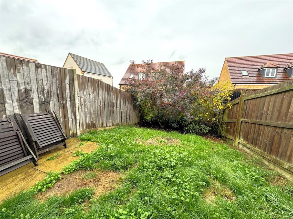 Snowdon Close, Corby