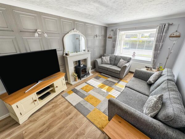 Chestnut Avenue, Corby