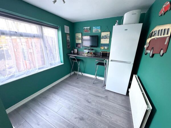 Blake Road, Corby