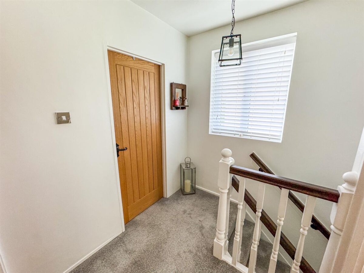 Welland Vale Close, Corby