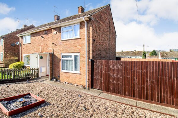 Blake Road, Corby