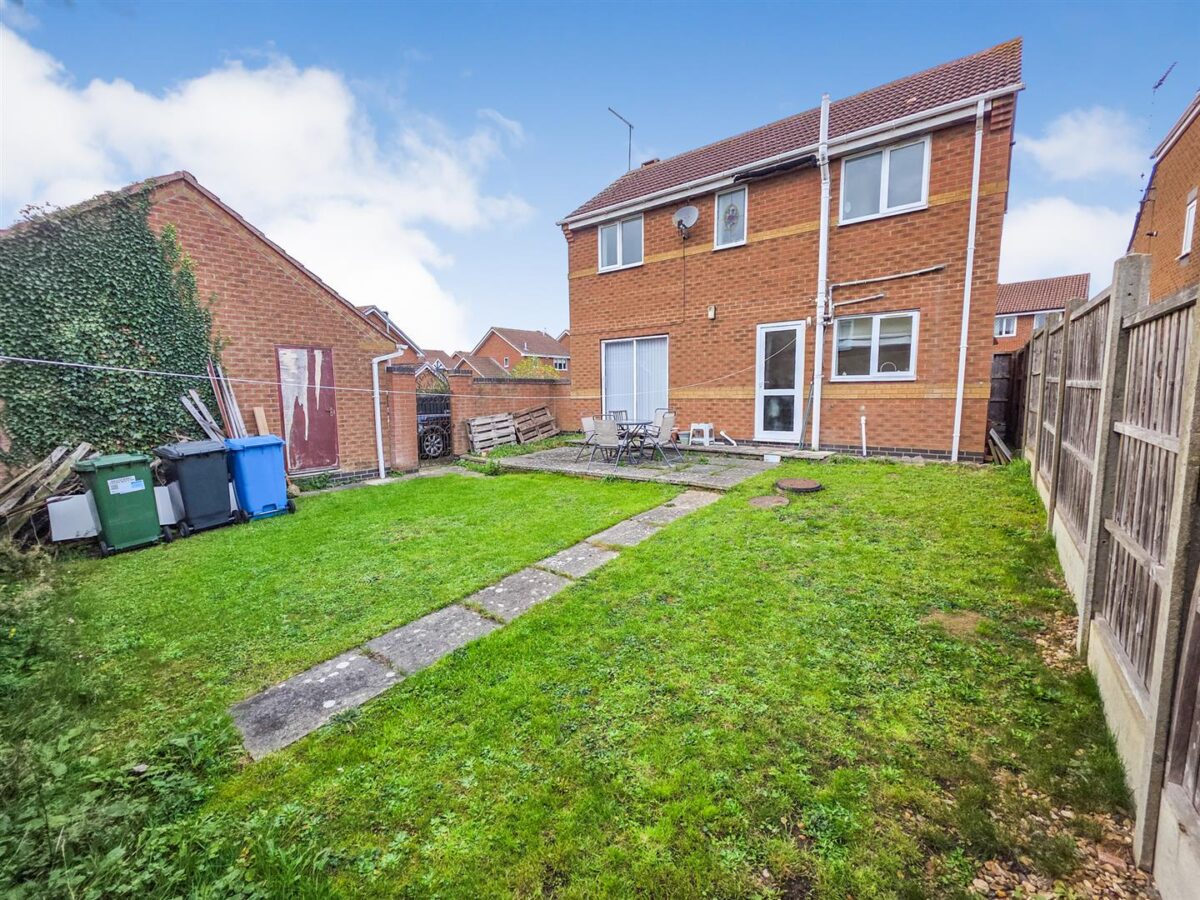 Charnwood Road, Corby