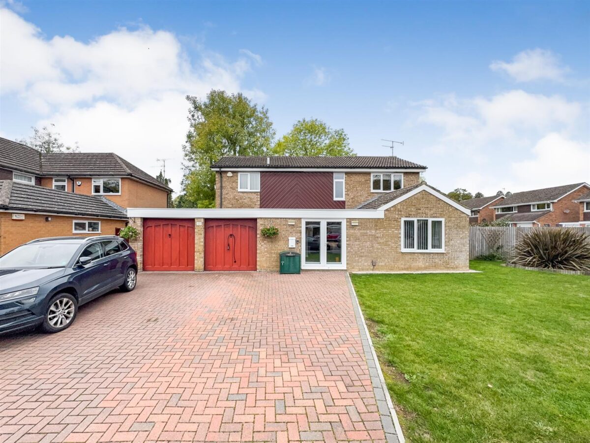 Kingsbrook, Corby