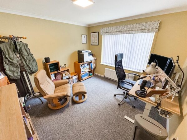 Kingsbrook, Corby