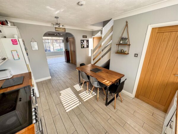 Chestnut Avenue, Corby