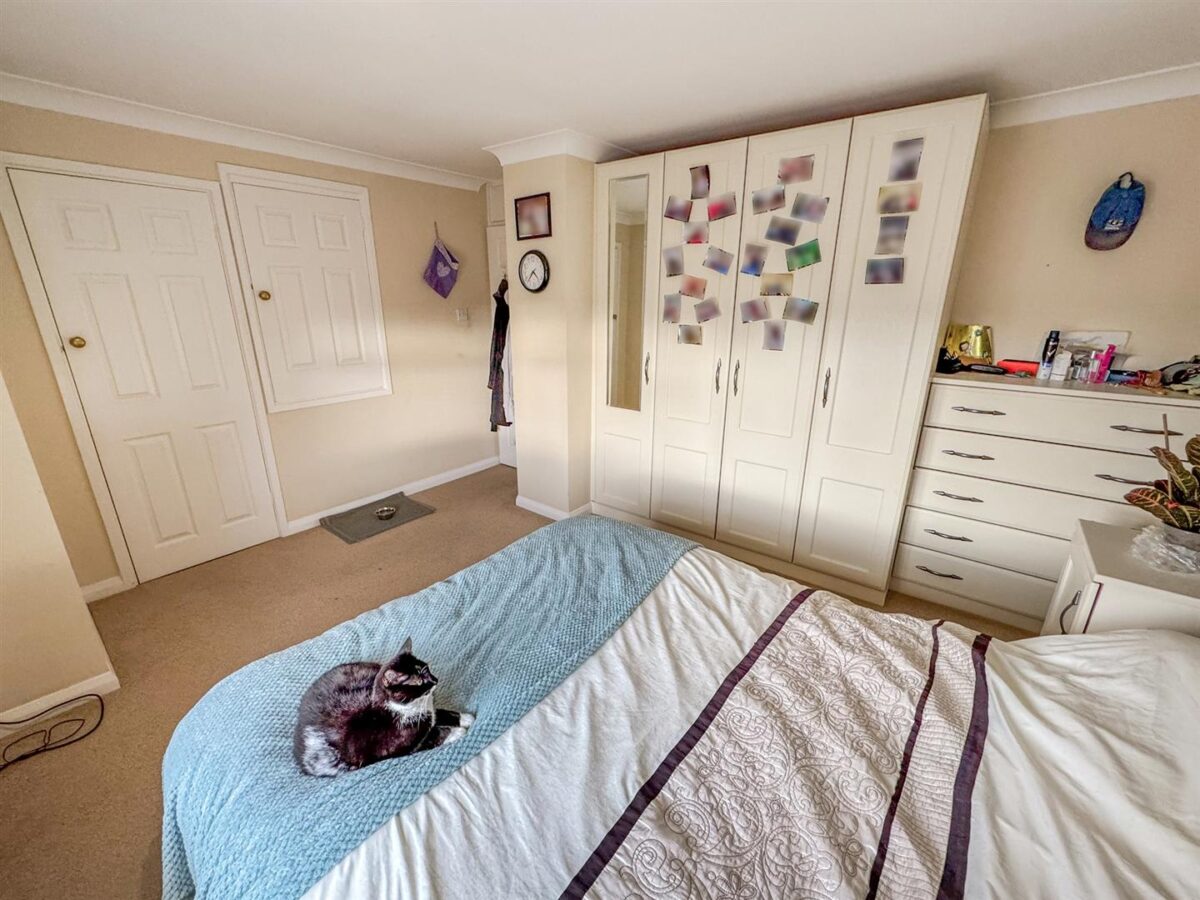 Seaton Crescent, Corby