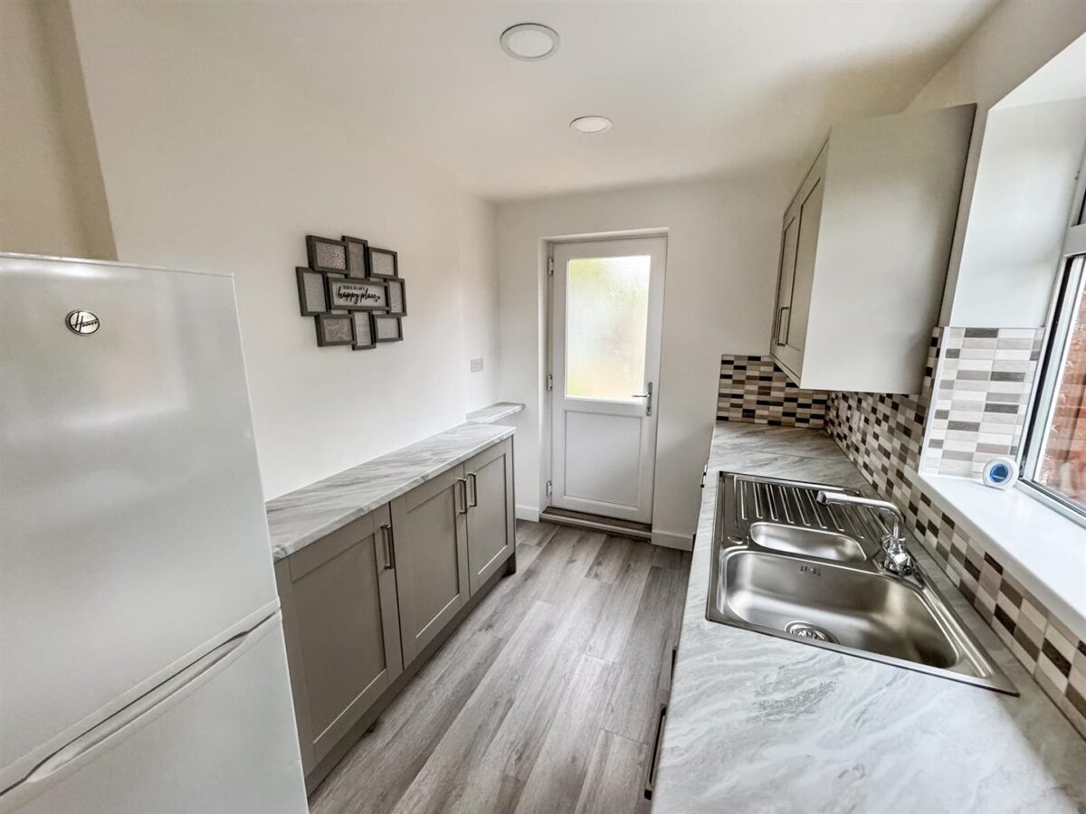 Westfields Road, Corby