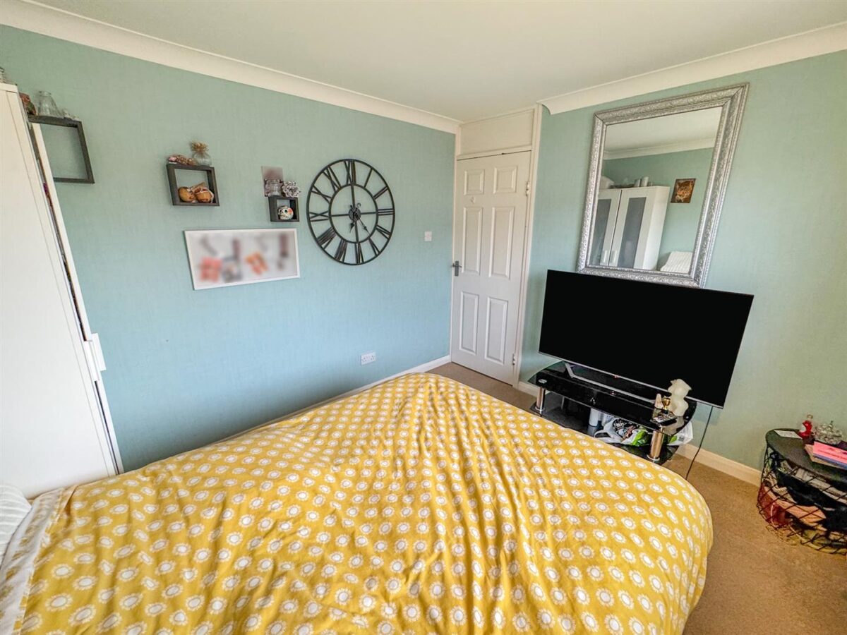 Seaton Crescent, Corby