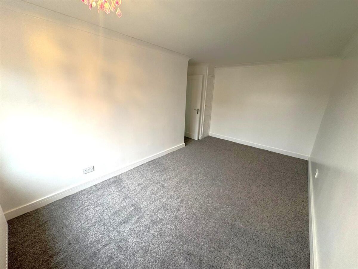 Brinkhill Walk, Corby