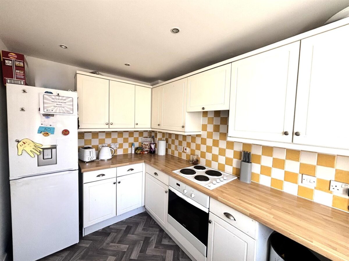 Melford Close, Corby