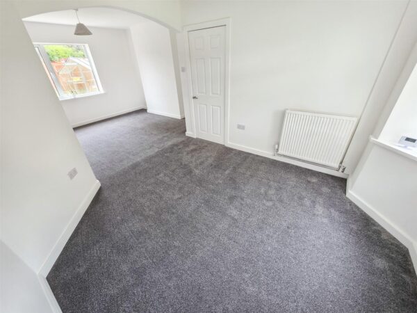 Westfields Road, Corby