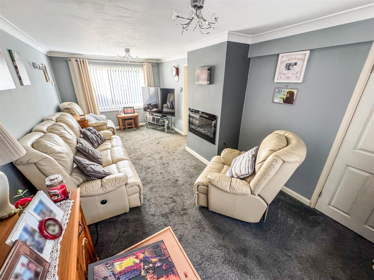 Stuart Road, Corby