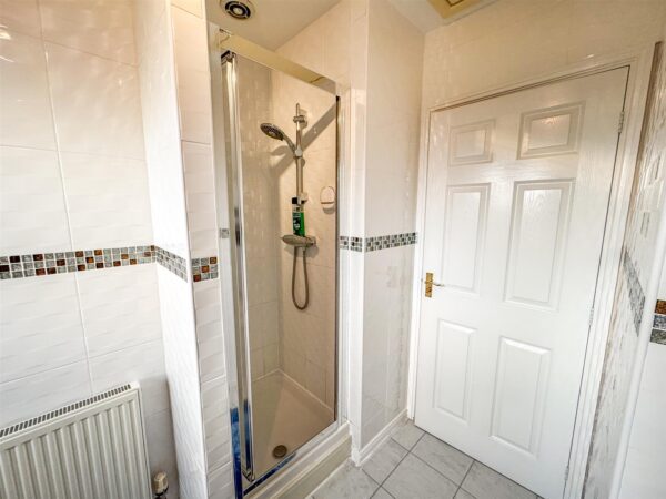 Chequers Close, Corby