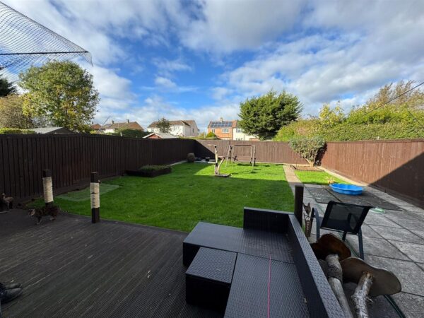 Welland Vale Close, Corby