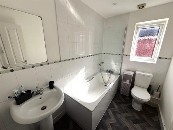 Melford Close, Corby