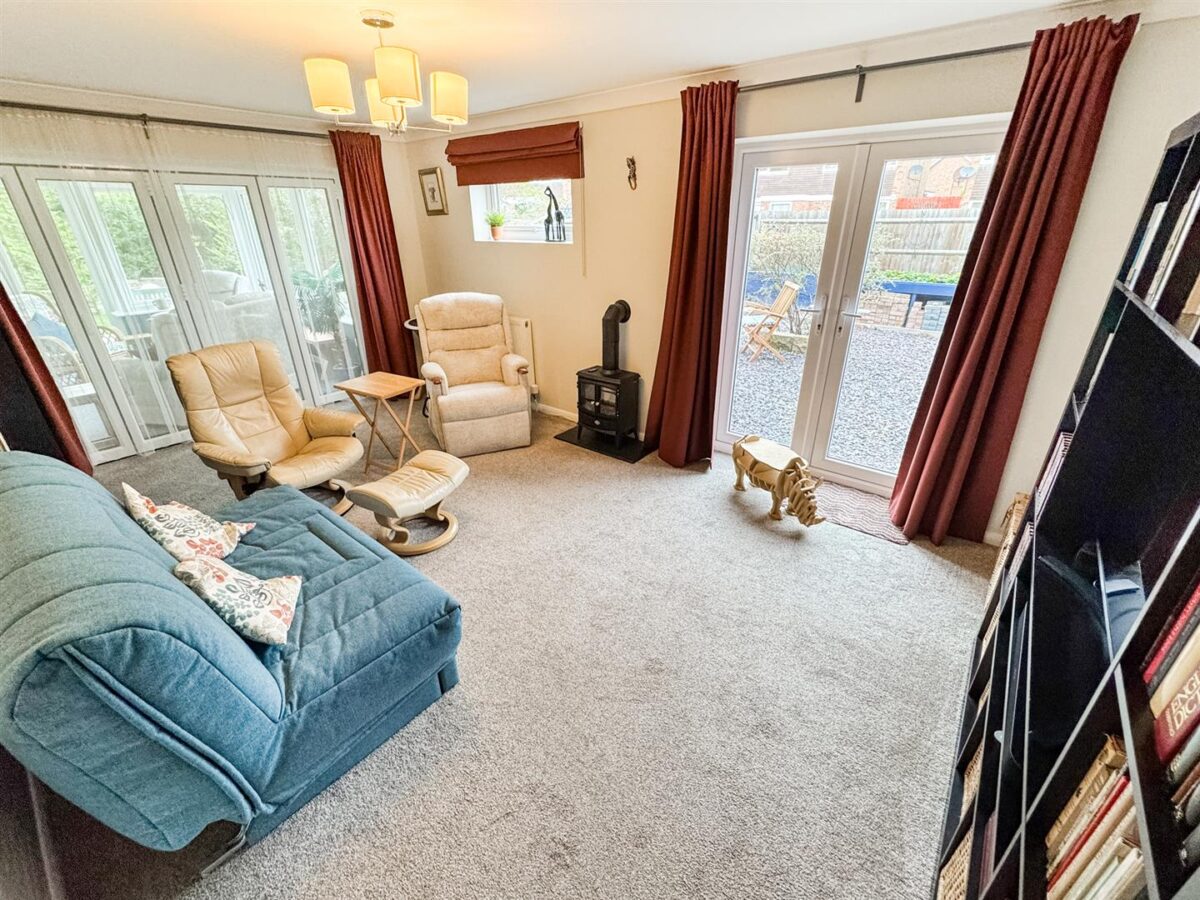 Kingsbrook, Corby