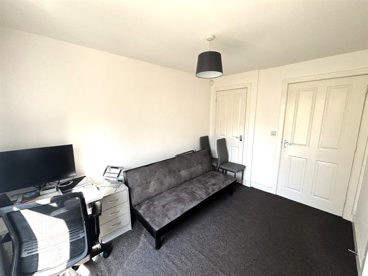 Melford Close, Corby