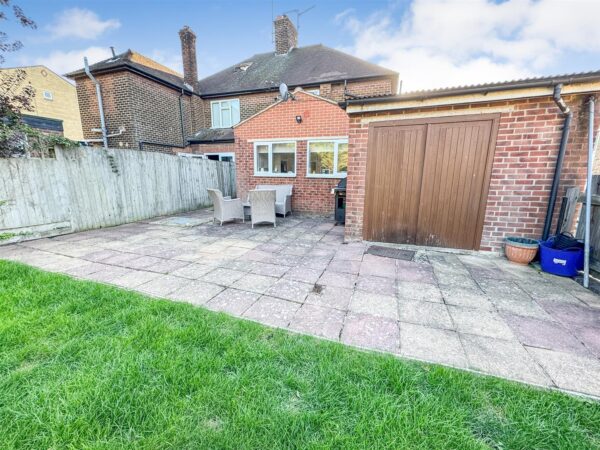 Stocks Lane, Corby