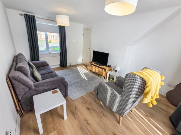 Charnwood Road, Corby