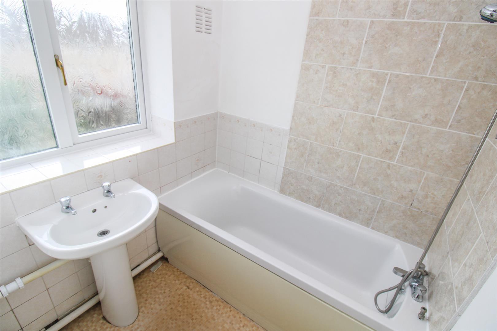 Cameron Court, Corby