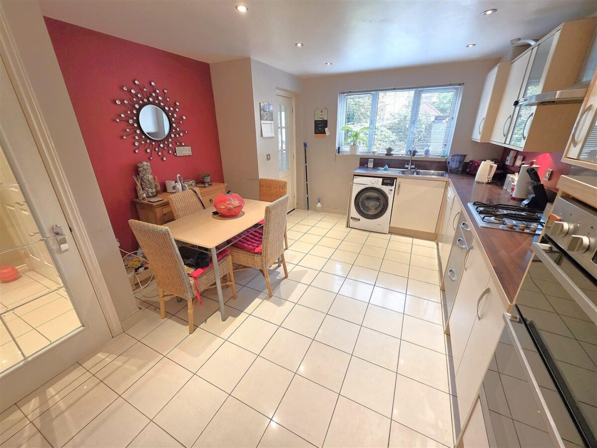 Cheltenham Road, Corby